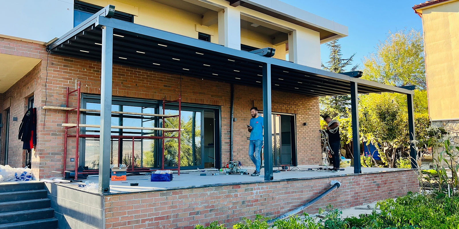 Tentech | Konya Tente Sistemleri | Bioklimatik Tente, Pergola Tente, Zip Perde, Pencere Tente, Teleskopik Şemsiye, Kasetli Tente, Kartal Tente, Mafsallı Tente, Dekoratif Tente, Isıcamlı Sürme Cam, Giyotin Cam Sistemi, Kontente Grup