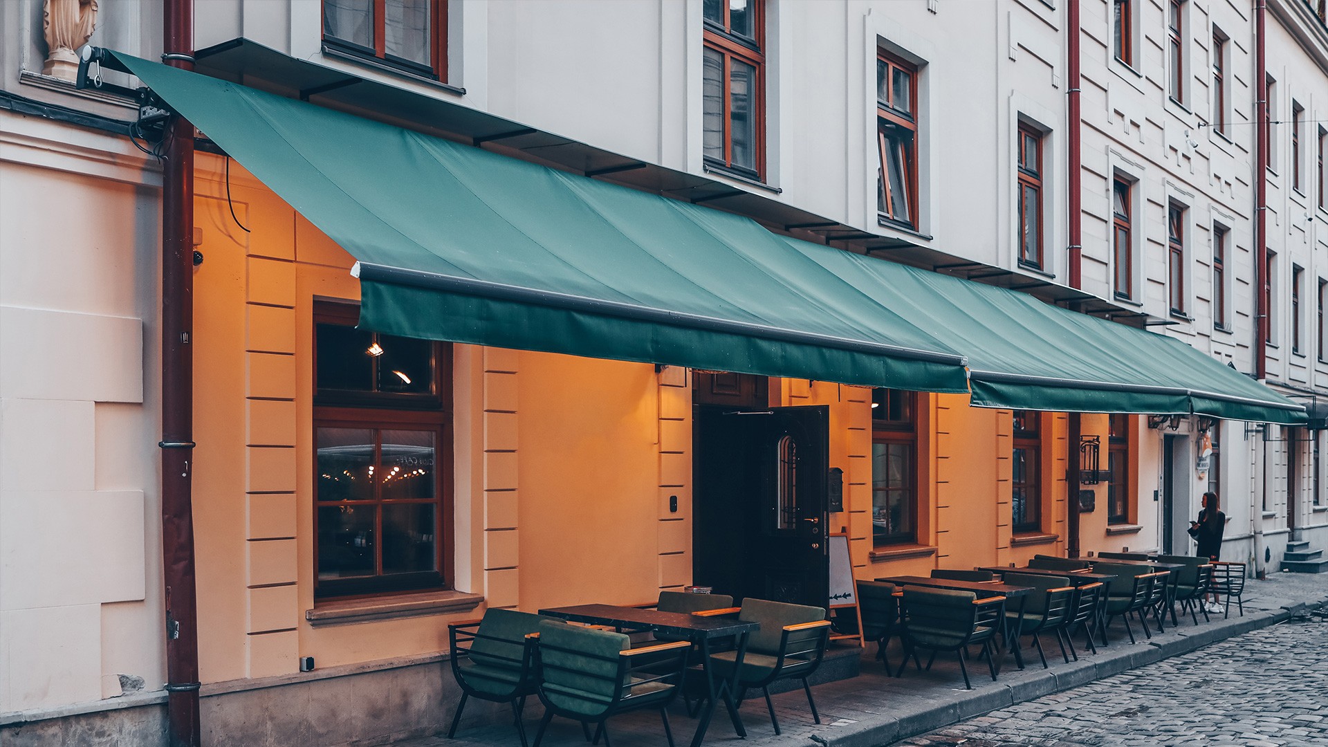 Tentech | Konya Tente Sistemleri | Bioklimatik Tente, Pergola Tente, Zip Perde, Pencere Tente, Teleskopik Şemsiye, Kasetli Tente, Kartal Tente, Mafsallı Tente, Dekoratif Tente, Isıcamlı Sürme Cam, Giyotin Cam Sistemi, Kontente Grup